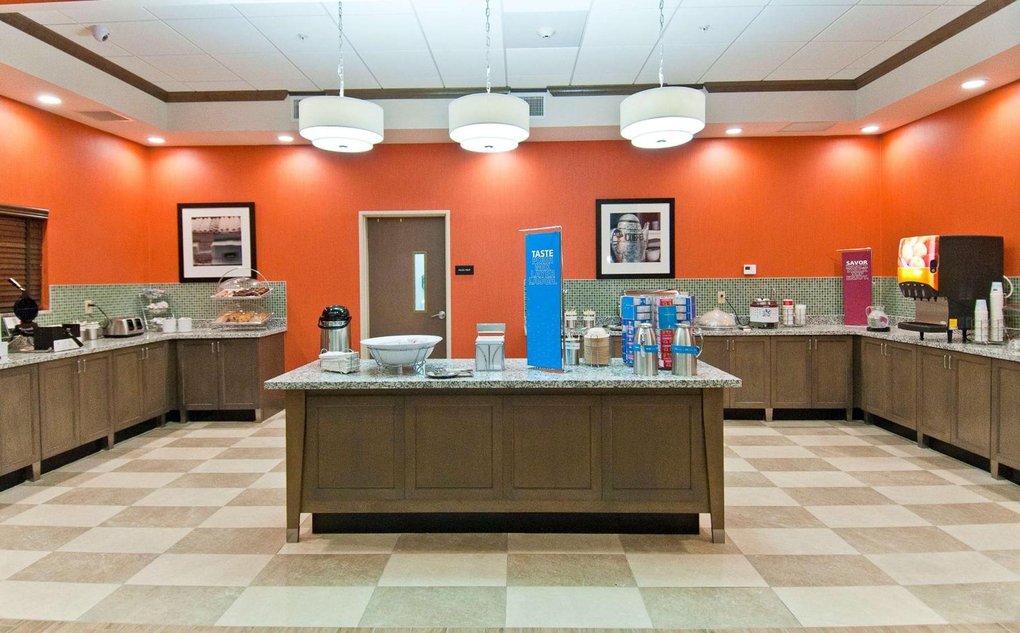 Hampton Inn & Suites Pensacola/I-10 Pine Forest Road Ferry Pass Buitenkant foto